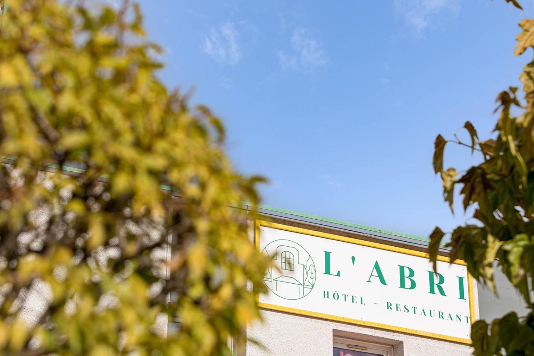 Logis Hotel Restaurant L'Abri Blavozy Dış mekan fotoğraf