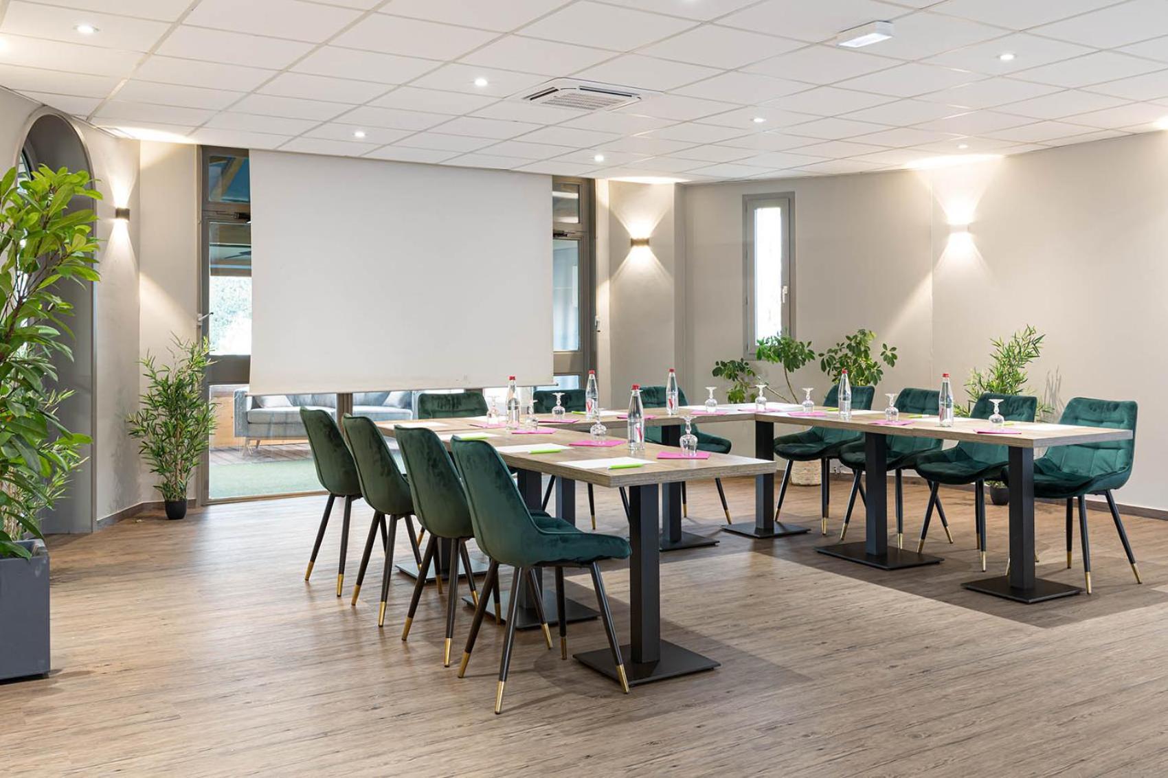 Logis Hotel Restaurant L'Abri Blavozy Dış mekan fotoğraf